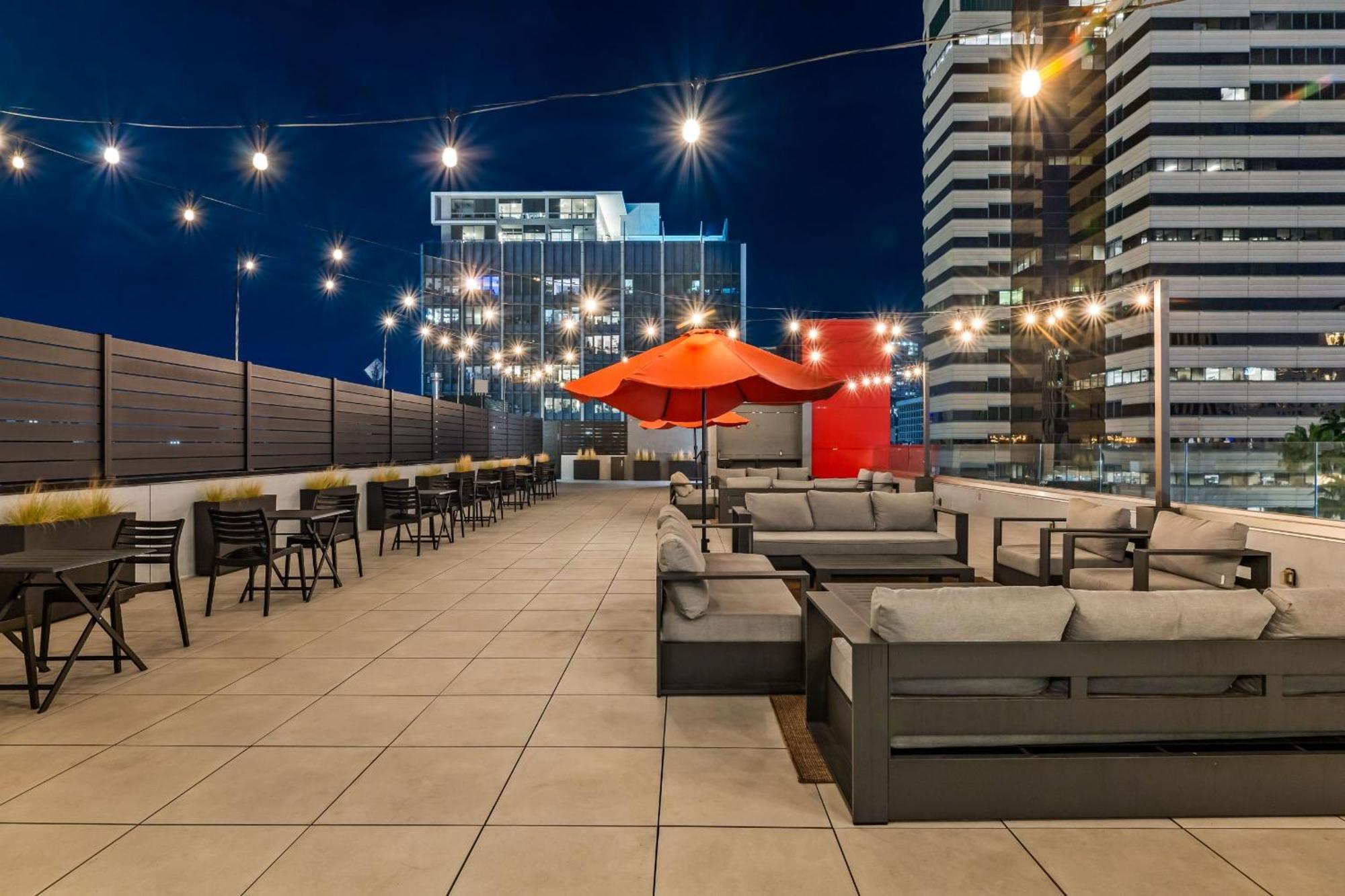 Hotel Mai Downtown Long Beach Exterior photo